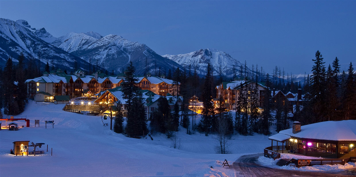 Lizard Creek Lodge & Griz Inn at Fernie Alpine Resort