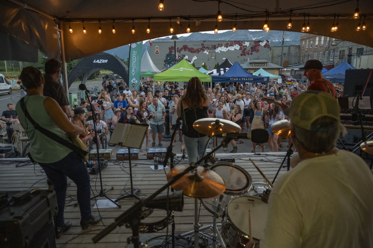 Good times at Fernie Gravel Grind. Photo: Cody Shimizu