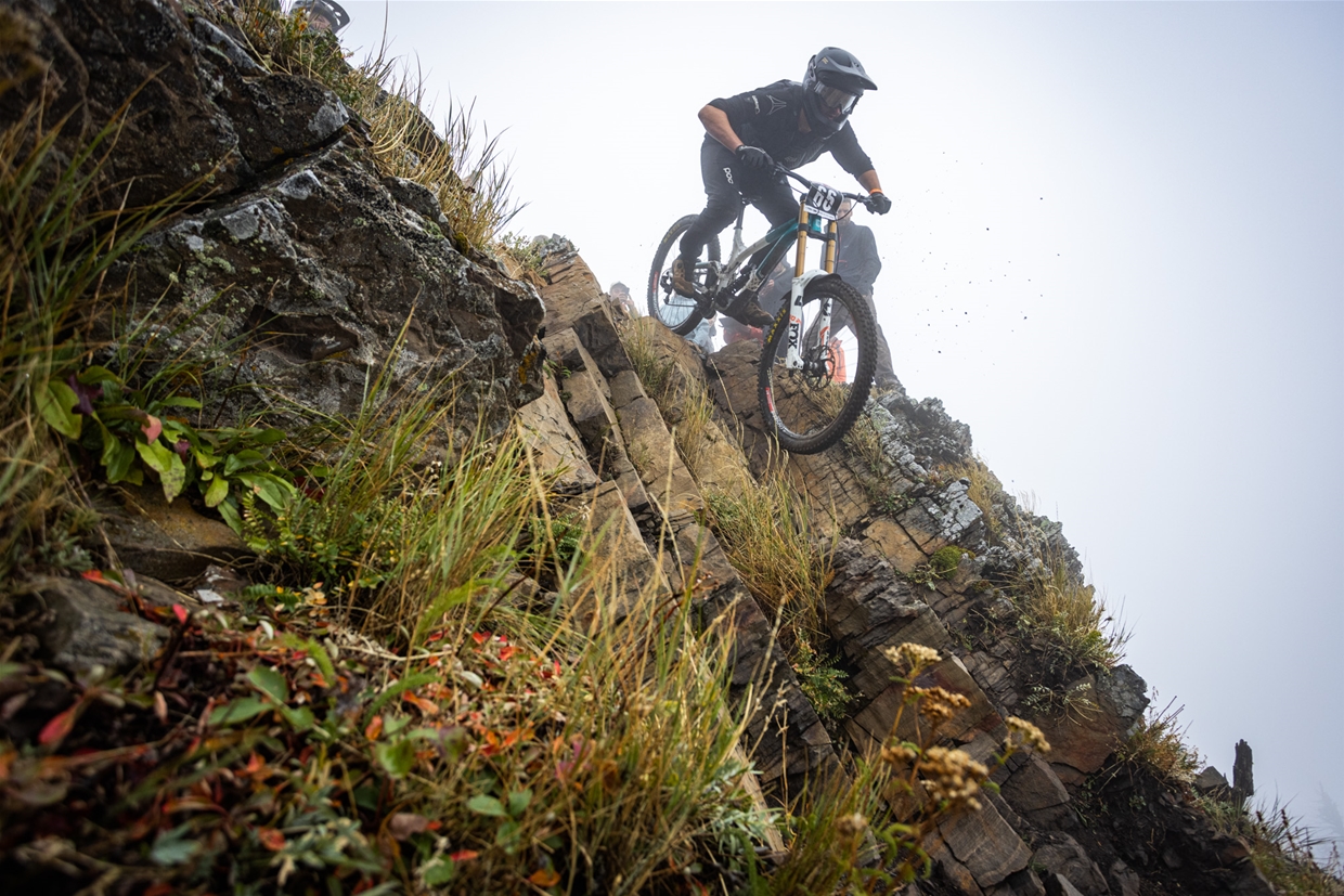 Dropping into Dirt Diggler