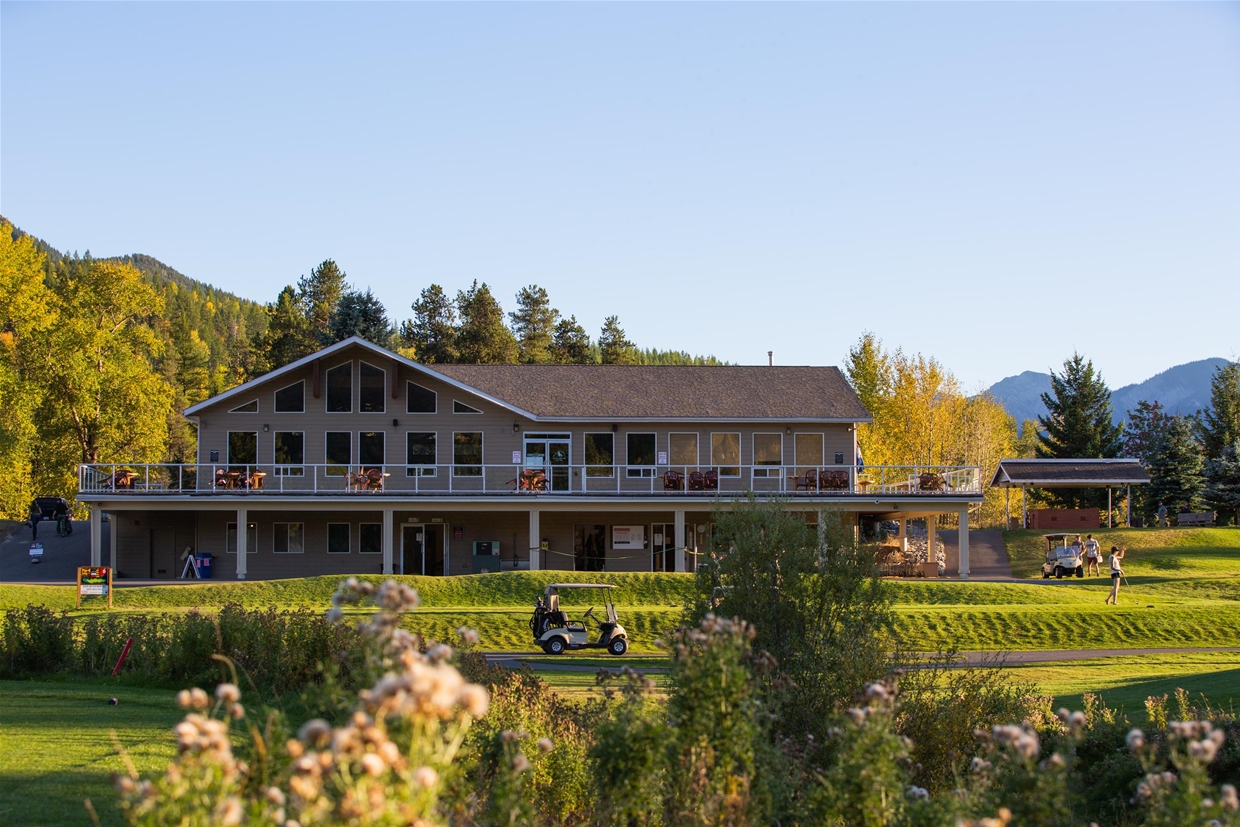 Fall colours over Fernie Golf Club