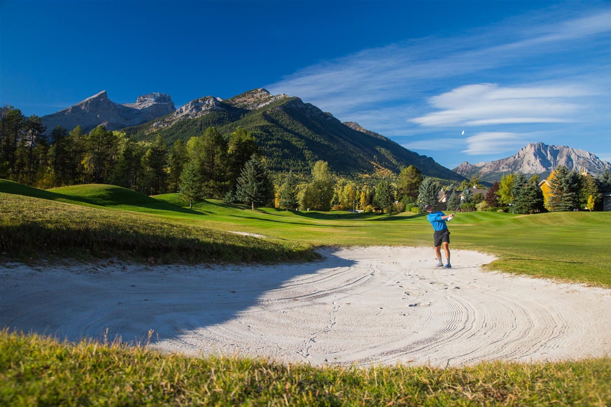 Fall colours over Fernie Golf Club