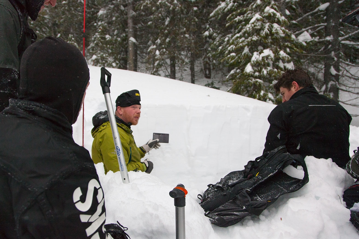 Avalanche Safety Training with Elk Valley Snow Shepherds