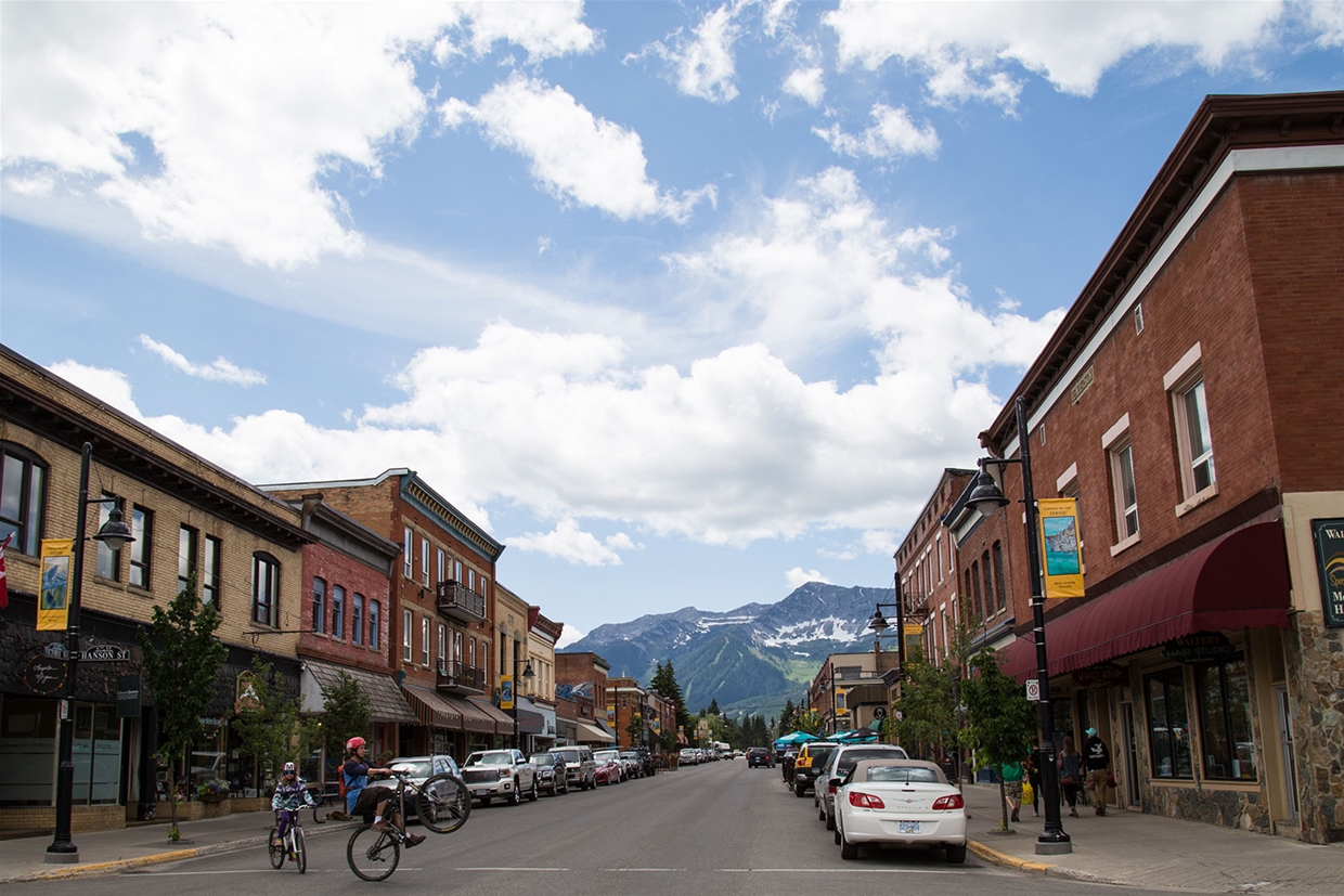 Photo by Adelle Jackman