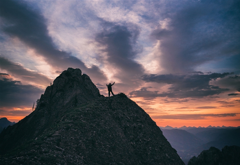 Hiking at Island Lake Lodge - September