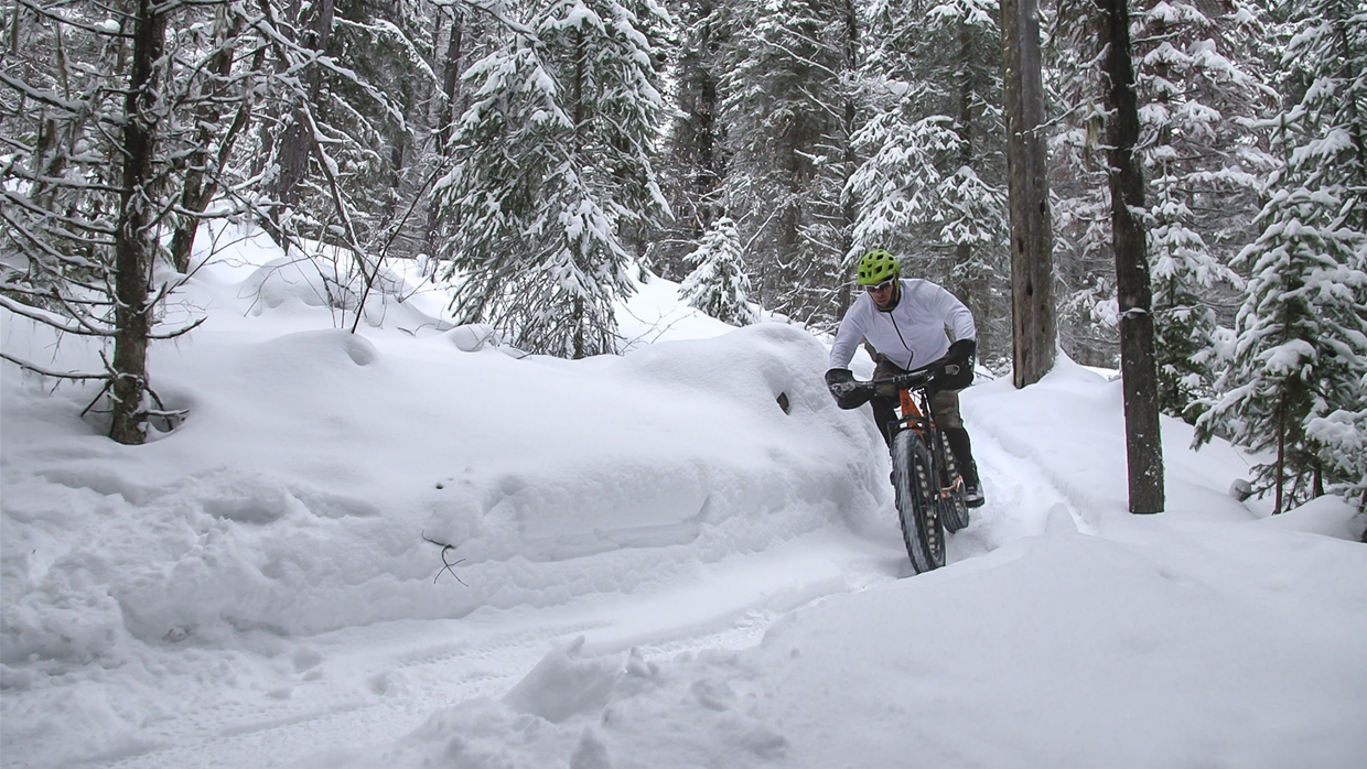 Fatbiking in Fernie