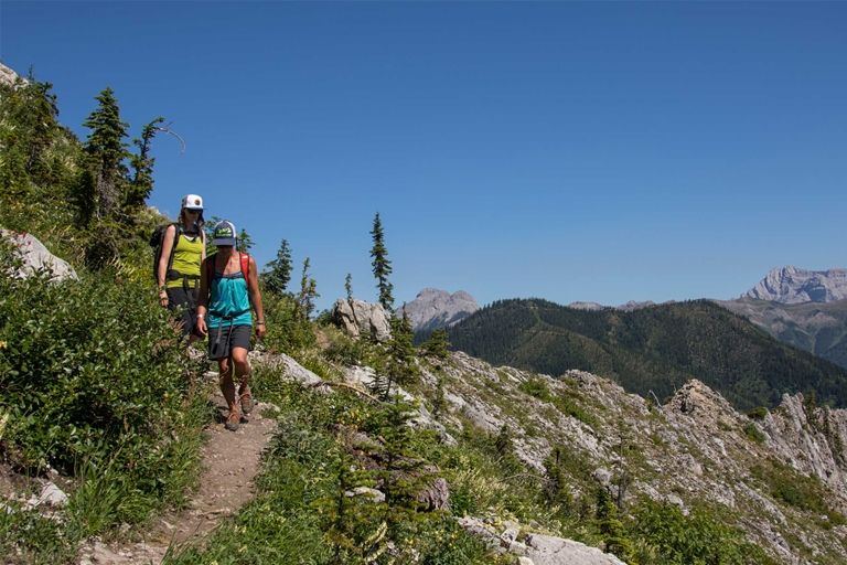Spineback Trail at Island Lake Lodge
