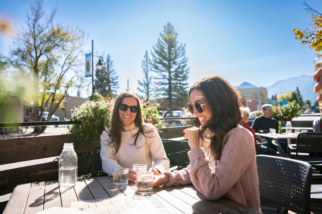 Enjoy delicious meals at The Brickhouse, Fernie's unique historical pub 