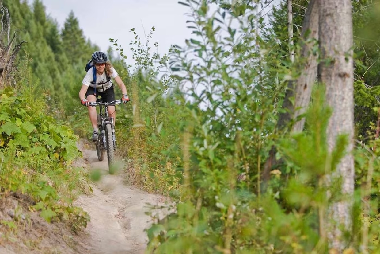Women's Mountain Biking in Fernie