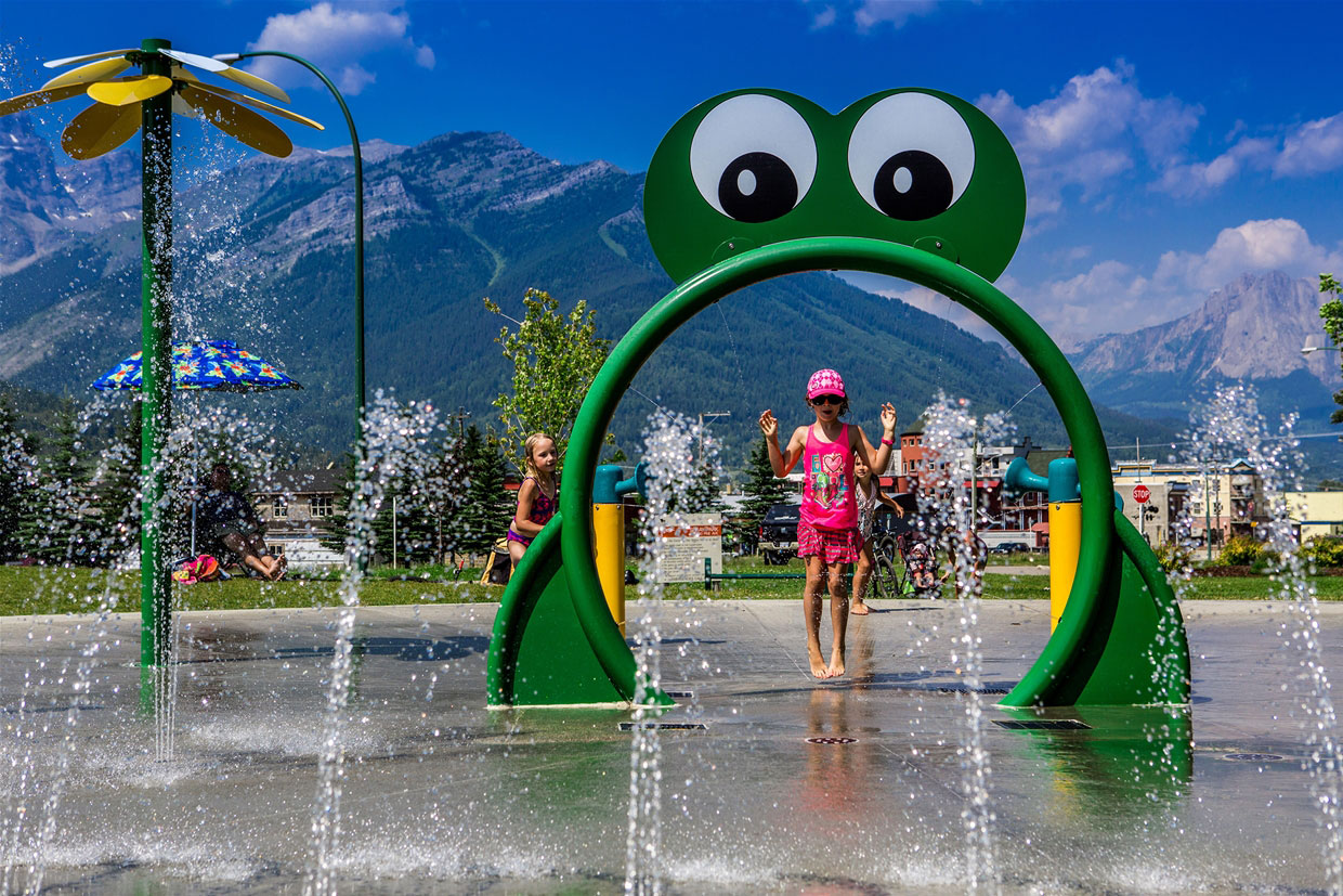 Outdoor splash park