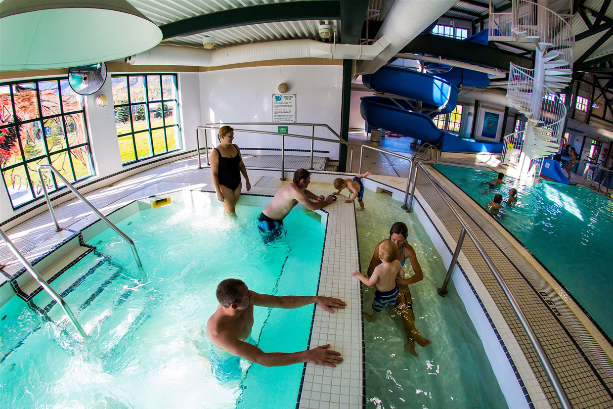 Aquatic Centre hot tub