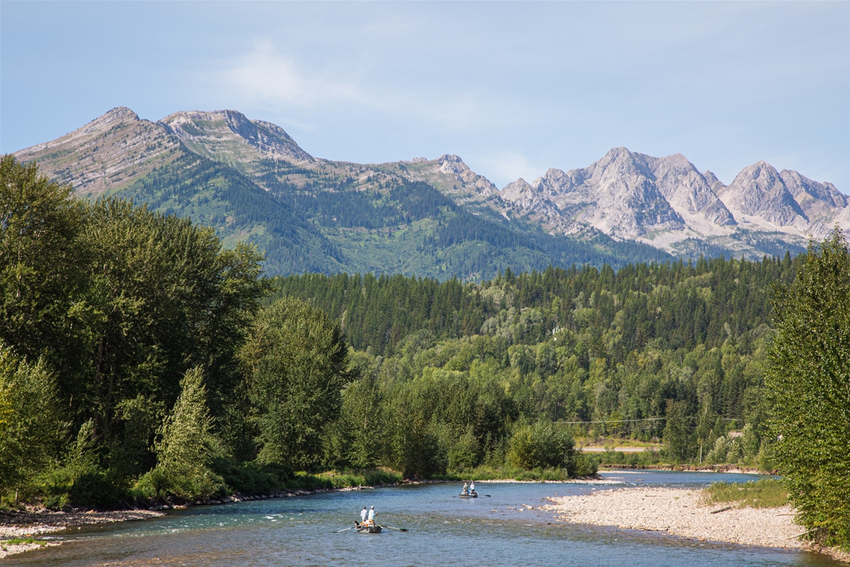 Dogwood Park is an ideal put-in or take-out spot for the fishing float trip