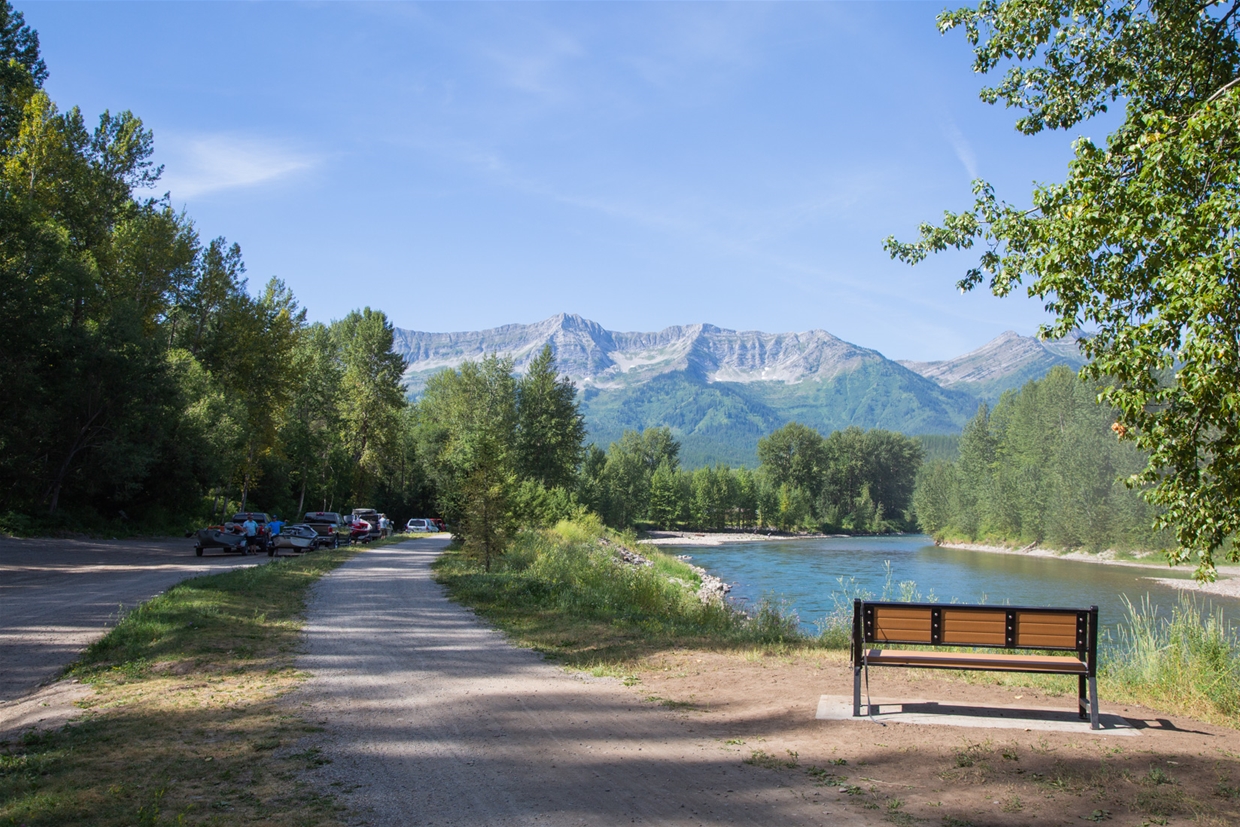 Head beyond the main car part to access the Dogwood Park Boat Launch