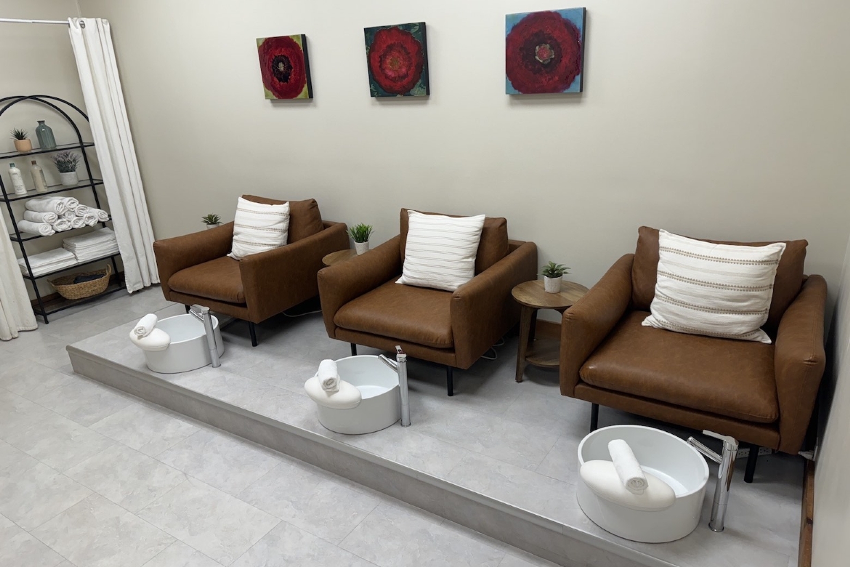 Relax with friends in the inviting and comfortable pedicure area