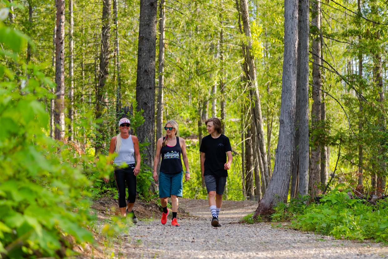 Easy Beaver is a family-friendly multi-use trail in Montane