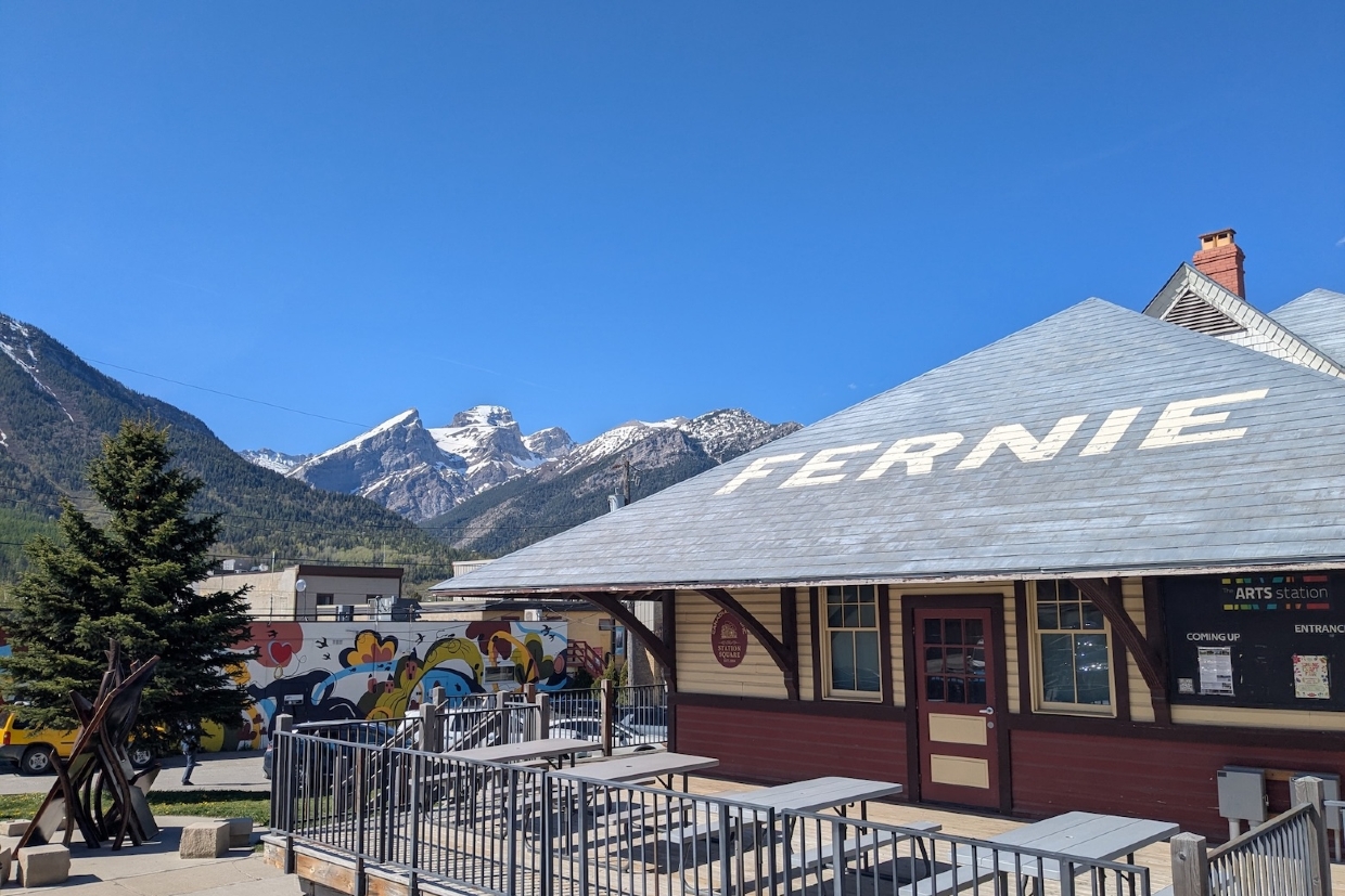 The Arts Station & Grow with the Flow mural