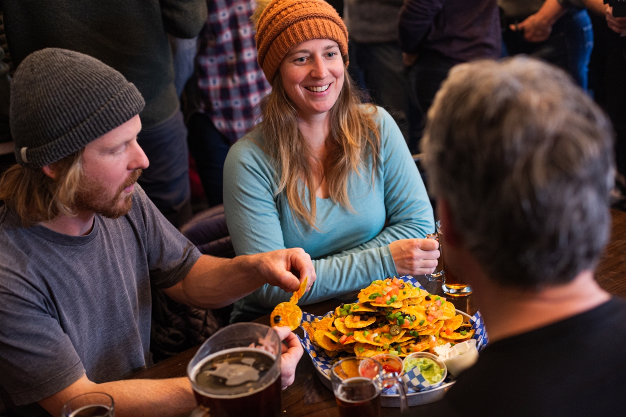 Start the après-ski party at the Griz Bar