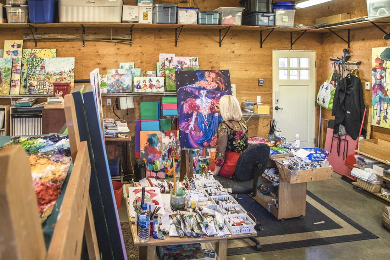 Versatile visual storytelling that works with your brand