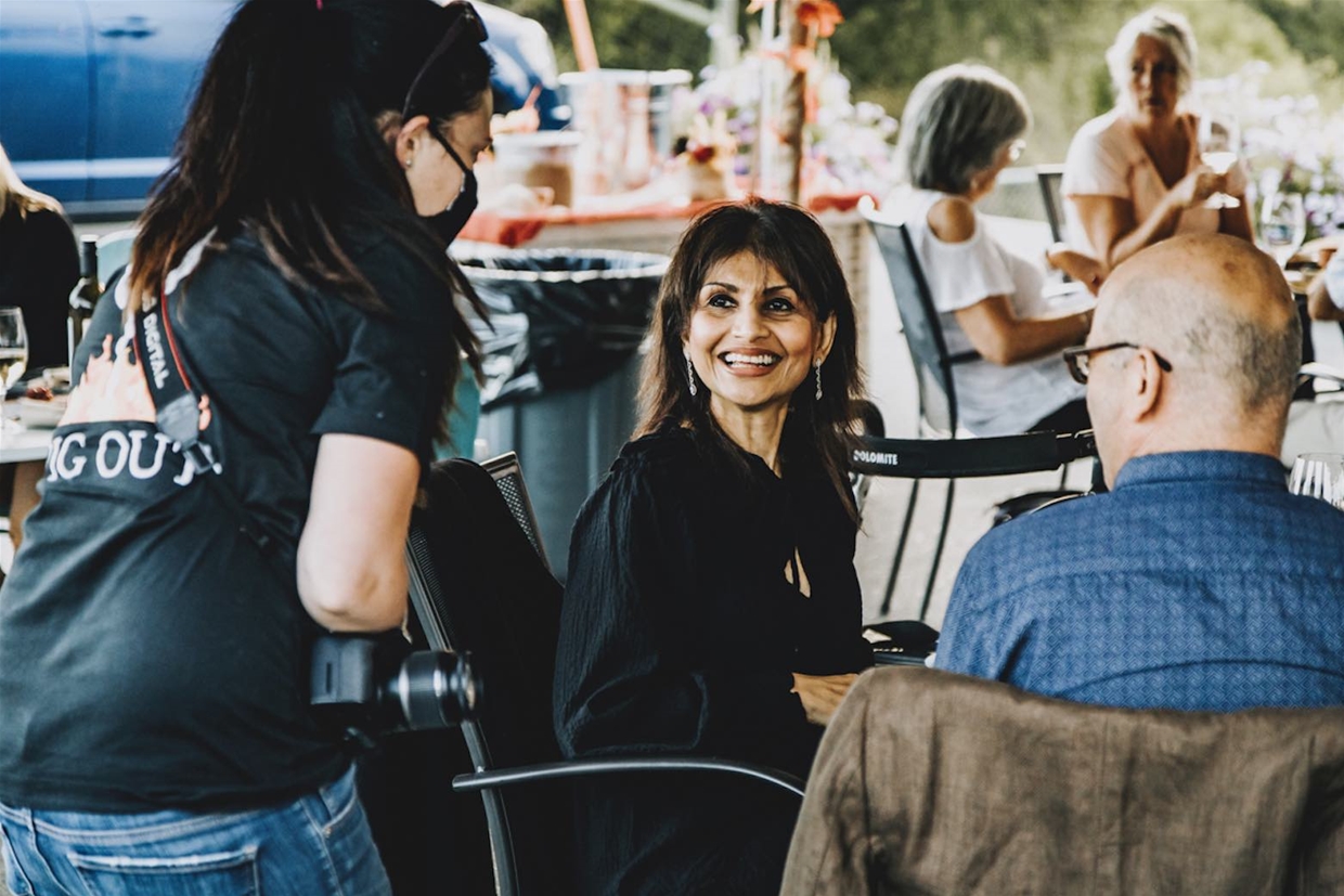 Candid corporate and event photography services