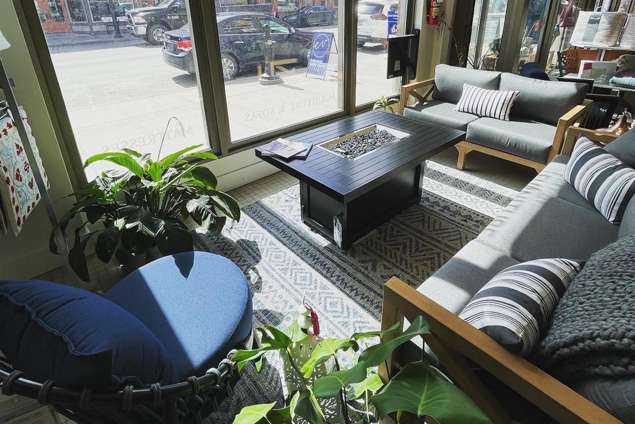 Conveniently located in downtown Fernie with free local delivery