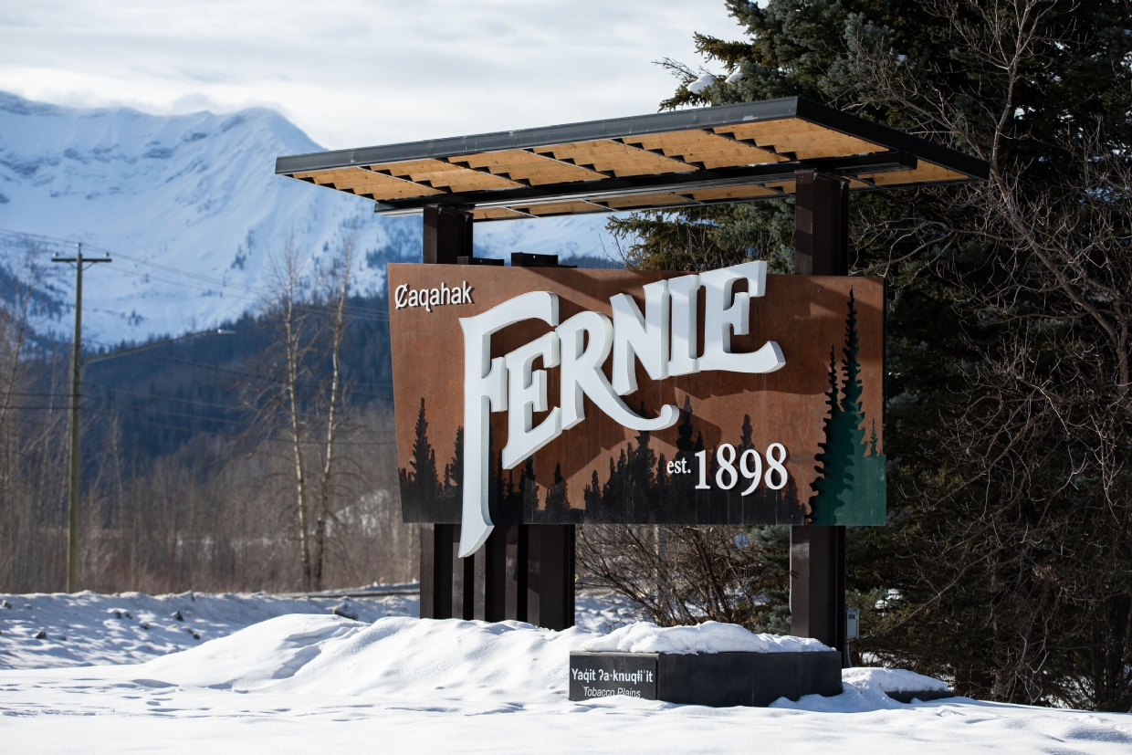 Fernie Entrance Sign