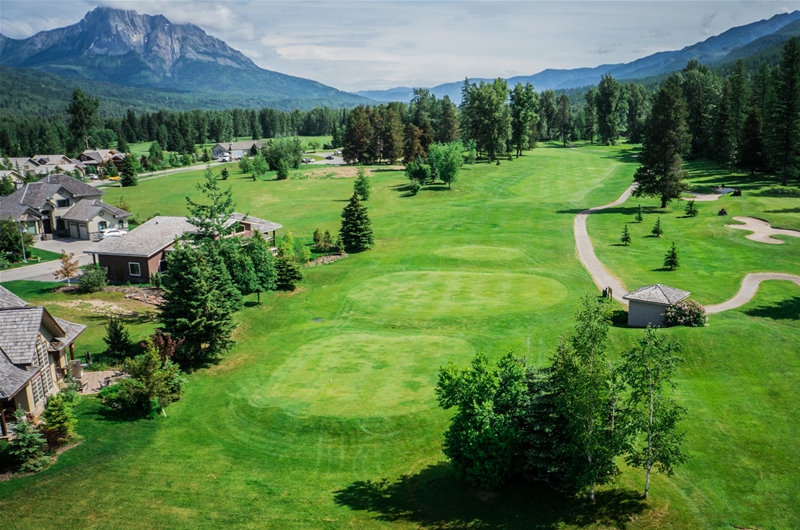 Fernie Golf Club - Hole 14