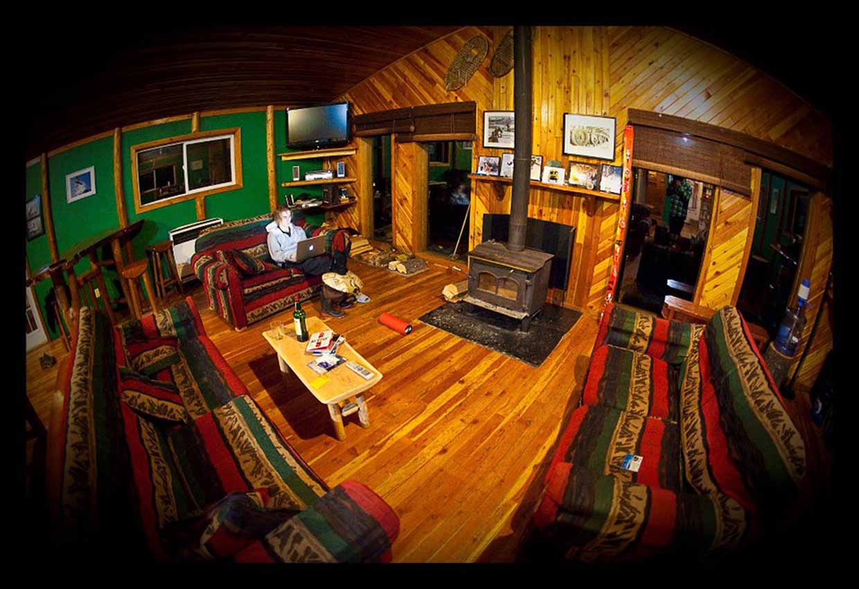 Cozy FWA Catskiing backcountry lodge