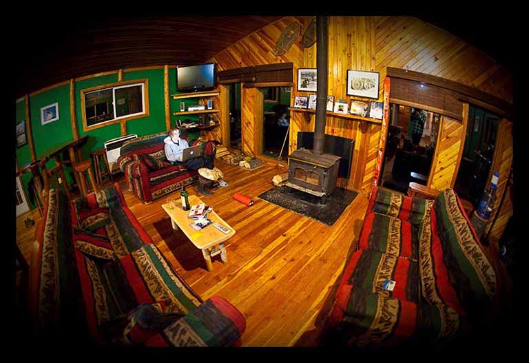Cozy FWA Catskiing backcountry lodge