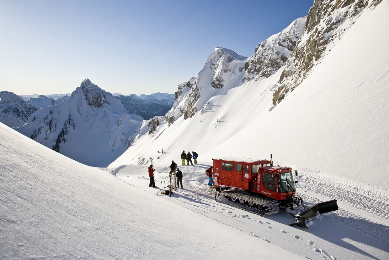 Catskiing at Island Lake