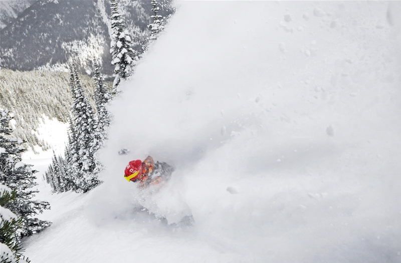 Catskiing at Island Lake