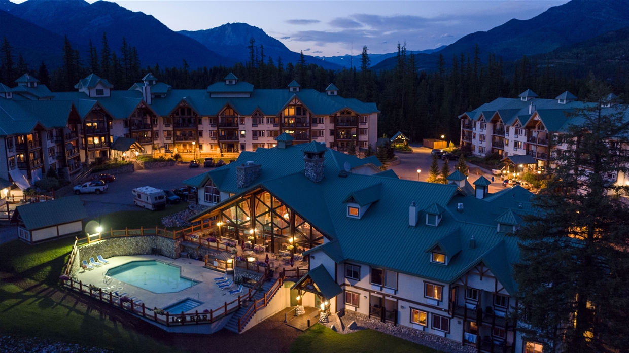 Evening summer aerial View of Lizard Creek Lodge