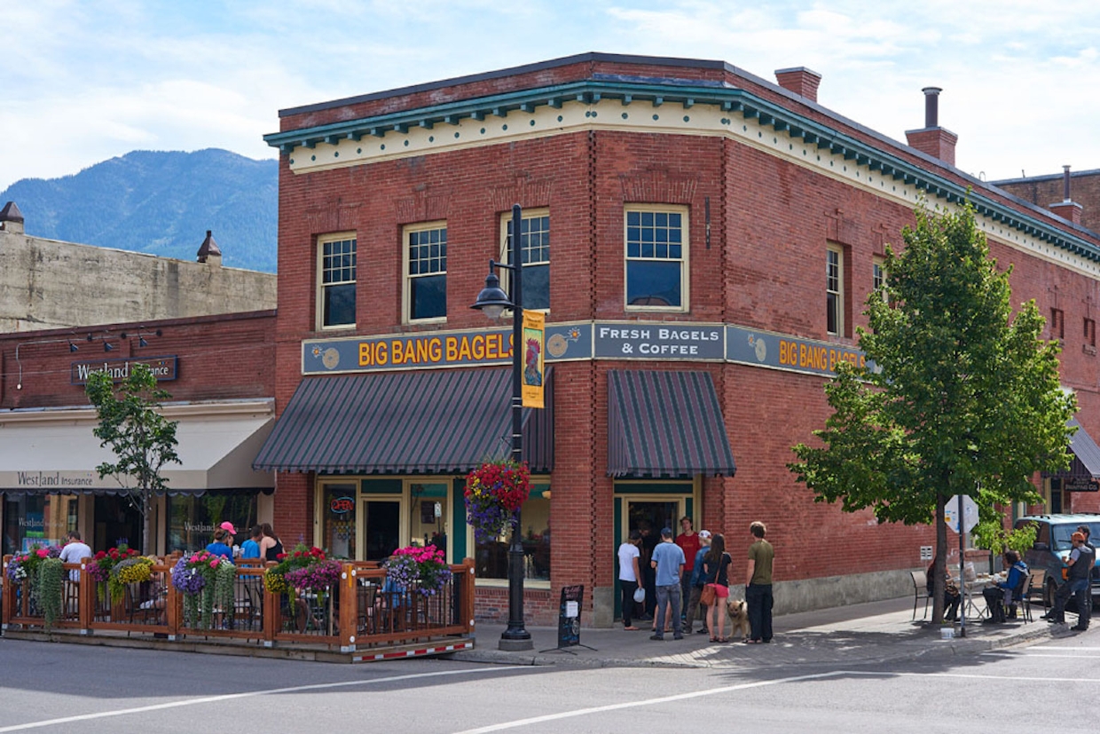 Summer Patio at Big Bang Bagels