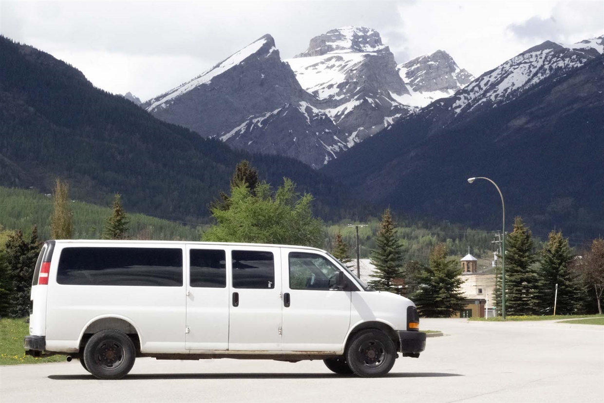 Charter transportation and taxi services in a range of vehicles