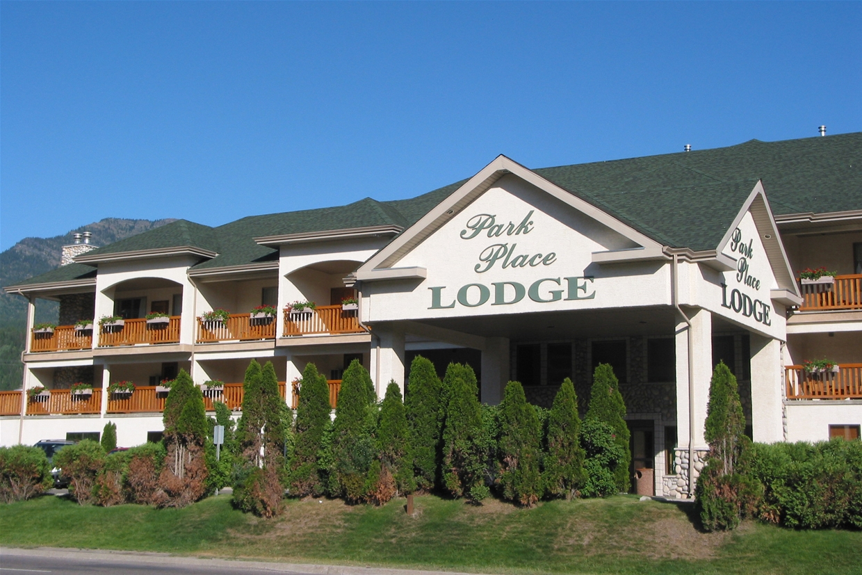 Hotel • Restaurant • Pub