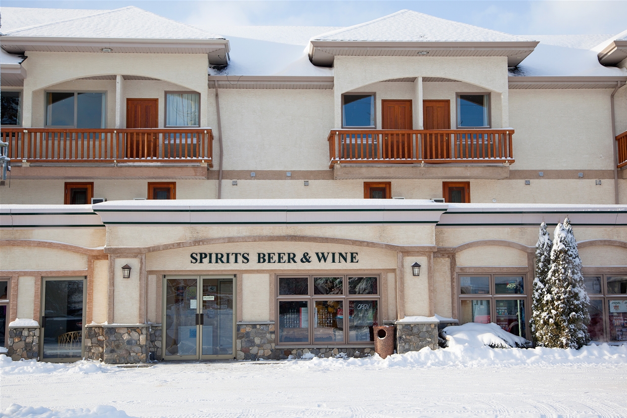 Spirits Beer & Wine