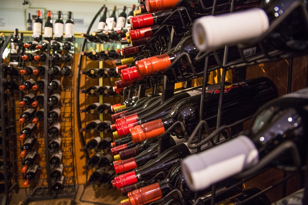 Park Place Lodge Spirits Cold Beer & Wine Shop