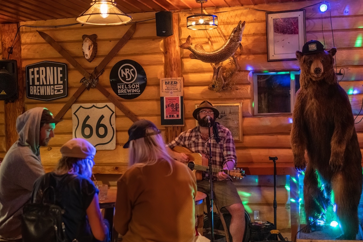 Live music every week!