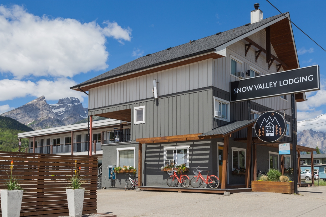 Snow Valley Lodging