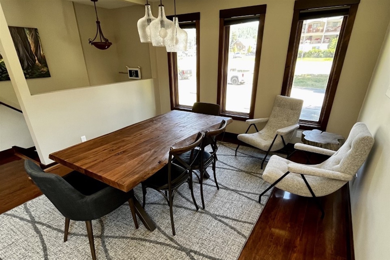 Hardwood dining table seats 6