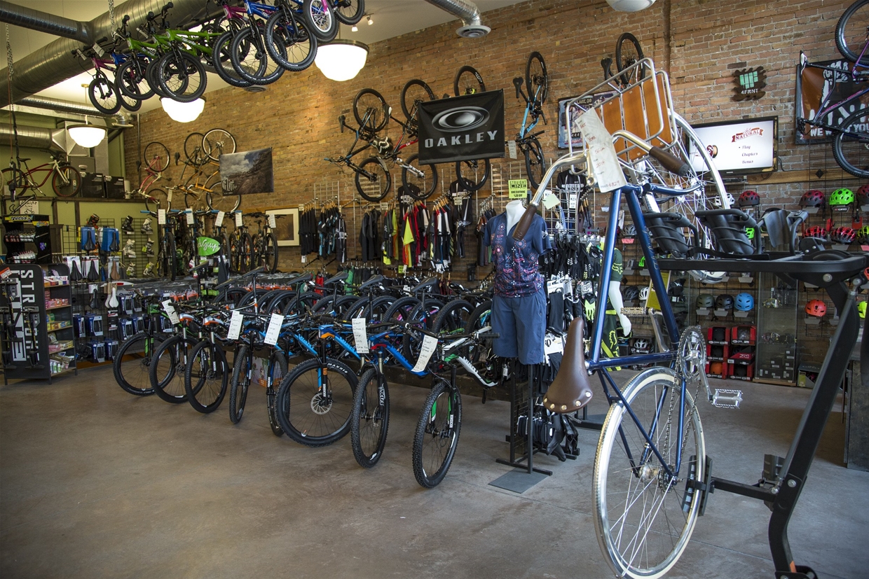 Straight Line Bicycle & Ski