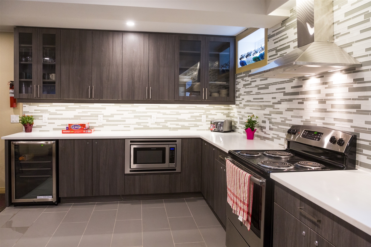 Shared Guest Kitchen Space