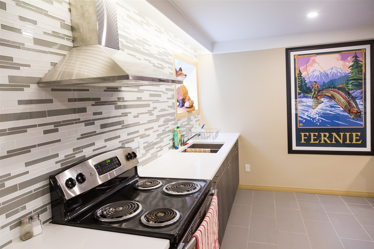 Guest Common Kitchen Space