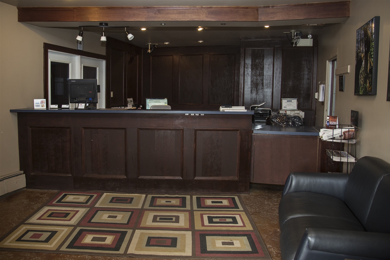 Travelodge Three Sisters 