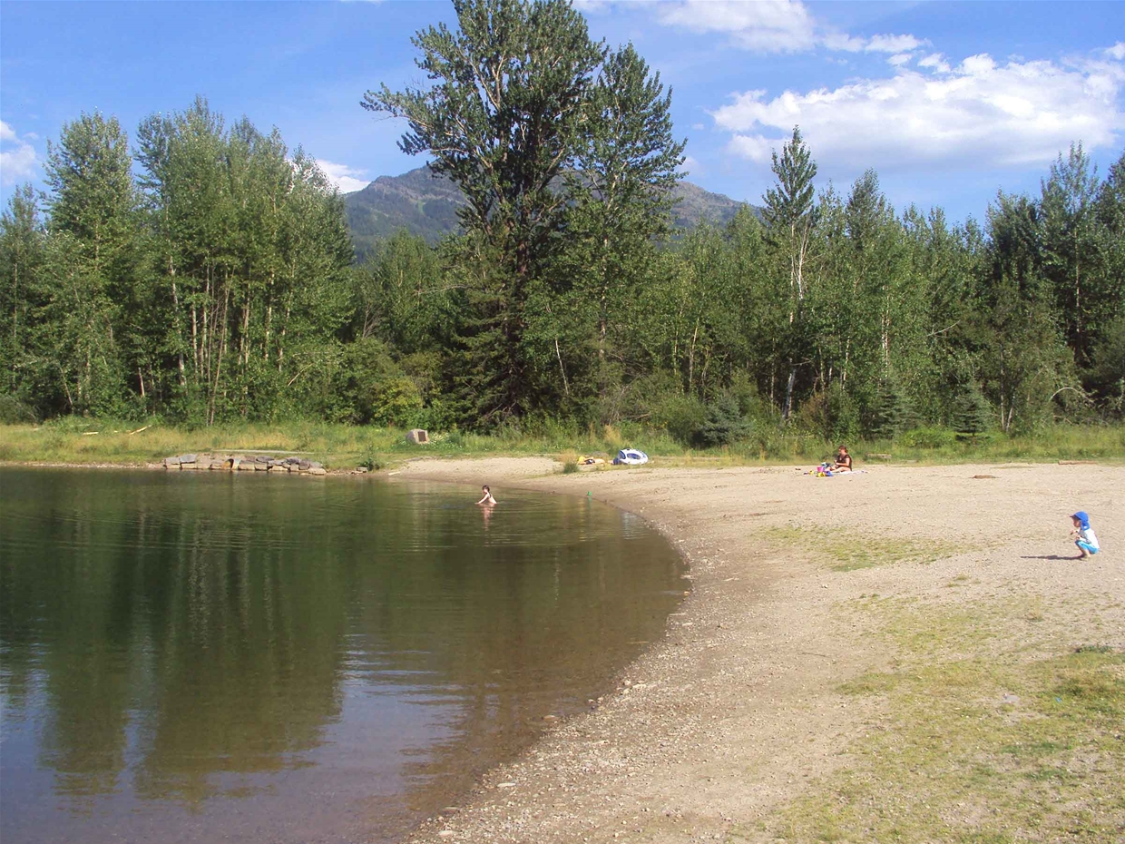 Small beach area at Maiden Lake