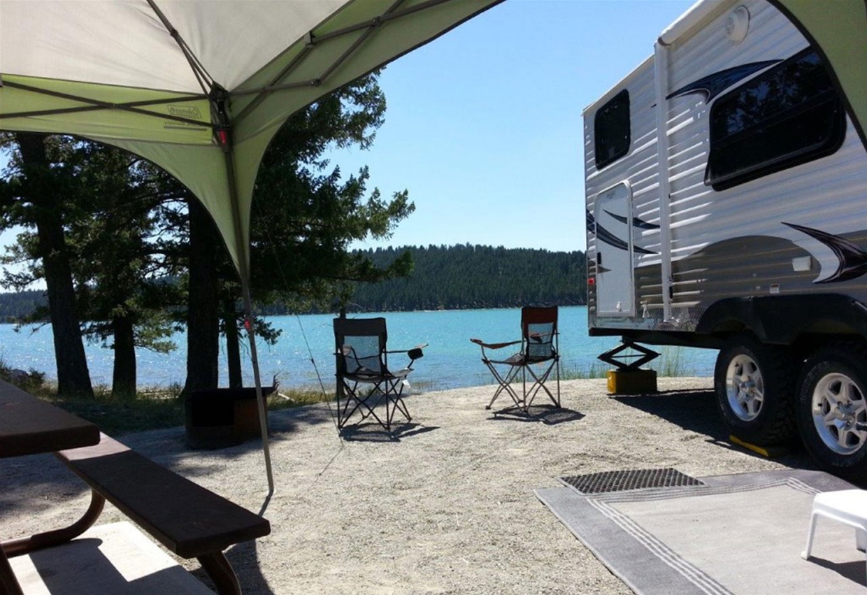 Camping at Kikomun Creek Provincial Park