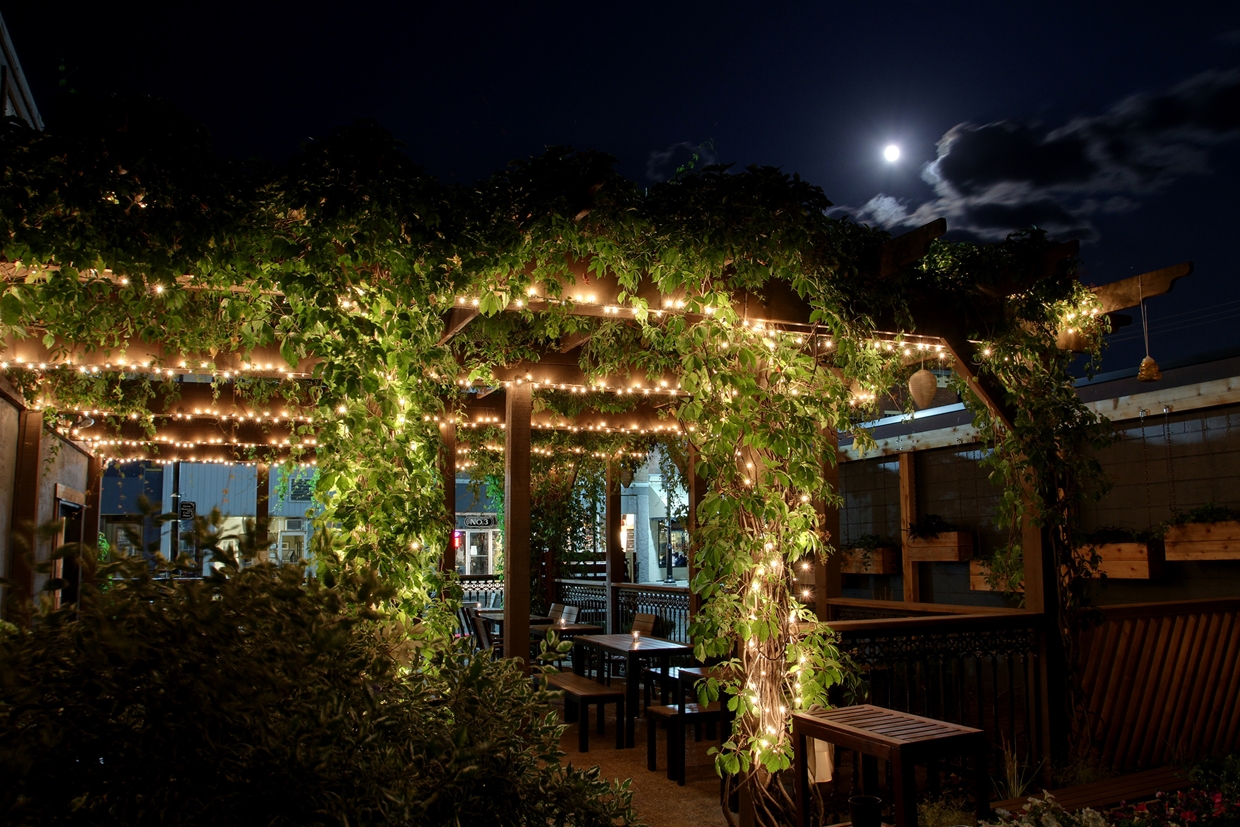 Nevados summer patio